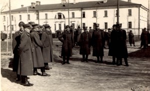 Latvijas armijas daļas pie bijušajām Konstantīna kazarmām