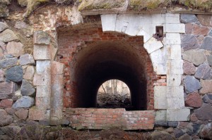 3. bastiona poterna no bastiona puses. Foto M. Grunskis, 2012.03.24.